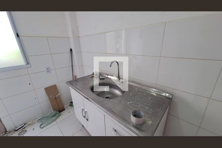 Sala/Cozinha de apartamento para alugar com 2 quartos, 40m² em Parque Santa Rosa, Suzano