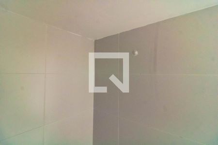 Suíte Banheiro de apartamento à venda com 2 quartos, 75m² em Jardim Prudência, São Paulo