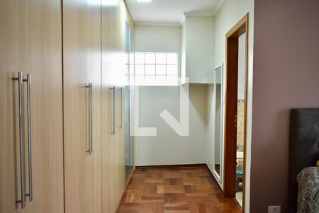 Suíte de casa à venda com 3 quartos, 211m² em Vila da Saúde, São Paulo