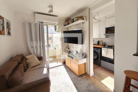 Sala de apartamento à venda com 2 quartos, 56m² em Jardim Nova Europa, Campinas