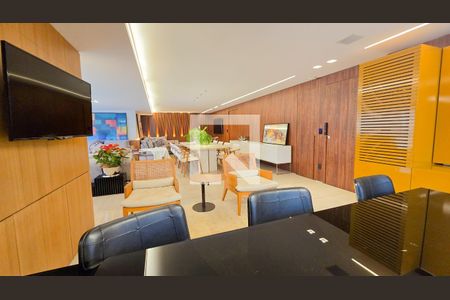 Sala de apartamento à venda com 4 quartos, 216m² em Belvedere, Belo Horizonte