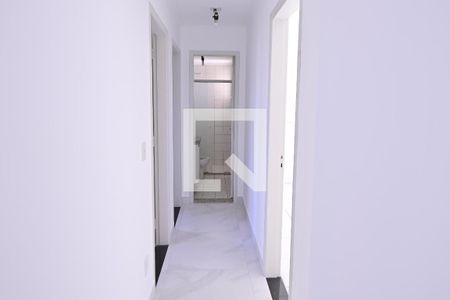Corredor  de apartamento para alugar com 3 quartos, 75m² em Vila dos Alpes, Goiânia