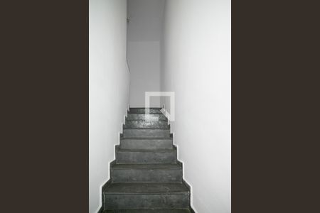 Escada para Dormitórios de casa à venda com 2 quartos, 120m² em Vila Dom Pedro I, São Paulo