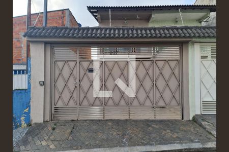 Fachada de casa à venda com 3 quartos, 125m² em Jardim Monte Carmelo, Guarulhos