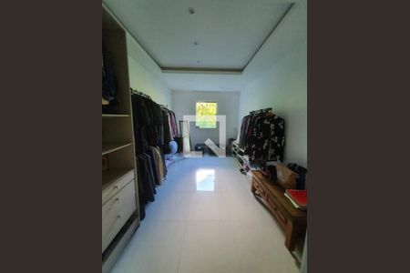 Casa à venda com 4 quartos, 500m² em São Francisco, Niterói