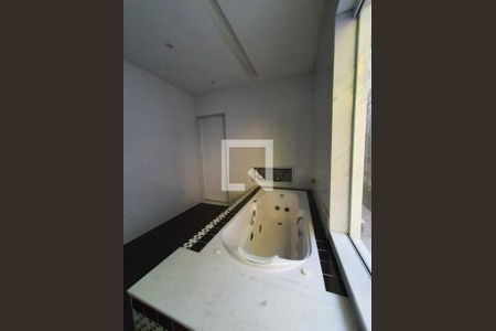 Casa à venda com 4 quartos, 500m² em São Francisco, Niterói