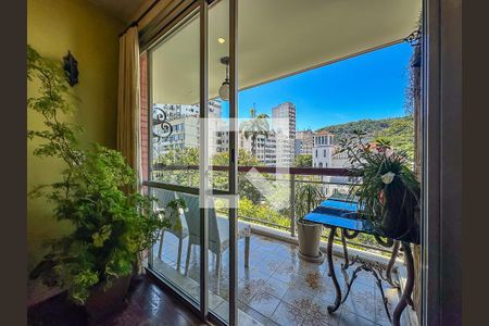 Sala de apartamento à venda com 3 quartos, 120m² em Laranjeiras, Rio de Janeiro