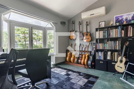 Casa à venda com 5 quartos, 665m² em Barra da Tijuca, Rio de Janeiro