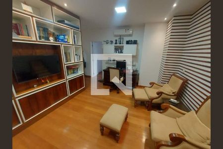 Casa à venda com 4 quartos, 473m² em Barra da Tijuca, Rio de Janeiro