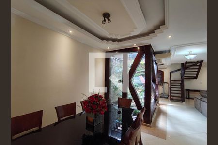 Sala de casa à venda com 4 quartos, 351m² em Pechincha, Rio de Janeiro