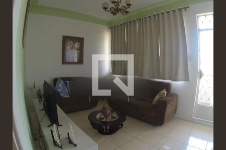 Casa à venda com 4 quartos, 670m² em Taquara, Rio de Janeiro