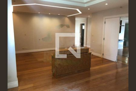 Casa à venda com 4 quartos, 1500m² em Barra da Tijuca, Rio de Janeiro