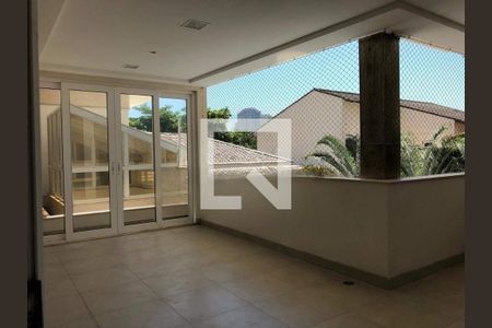 Casa à venda com 4 quartos, 1500m² em Barra da Tijuca, Rio de Janeiro