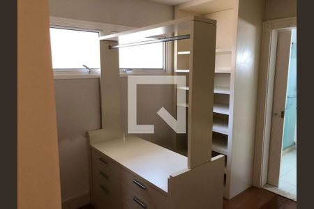 Casa à venda com 4 quartos, 1500m² em Barra da Tijuca, Rio de Janeiro