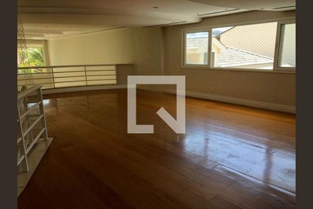 Casa à venda com 4 quartos, 1500m² em Barra da Tijuca, Rio de Janeiro