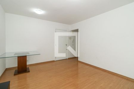Sala de apartamento à venda com 3 quartos, 75m² em Passo D’areia, Porto Alegre