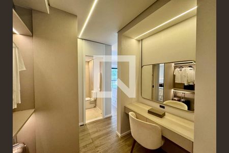 Apartamento à venda com 3 quartos, 138m² em Santo Amaro, São Paulo