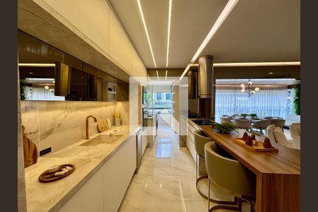Apartamento à venda com 3 quartos, 138m² em Santo Amaro, São Paulo