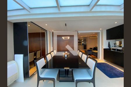 Apartamento à venda com 2 quartos, 150m² em Pinheiros, São Paulo