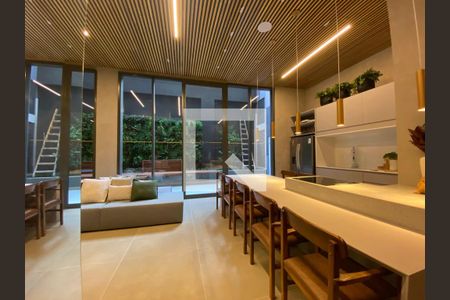 Apartamento à venda com 2 quartos, 70m² em Pinheiros, São Paulo