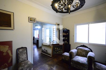 Sala de casa à venda com 3 quartos, 392m² em Jardim da Gloria, São Paulo