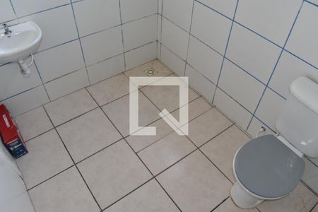 Banheiro de apartamento para alugar com 2 quartos, 46m² em Guatupê, São José dos Pinhais