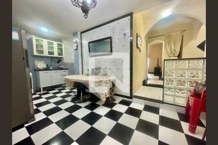 Casa à venda com 4 quartos, 115m² em Centro, Niterói