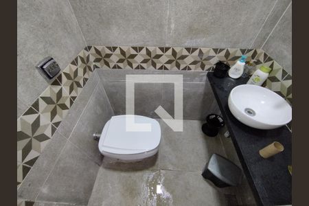 Lavabo de casa à venda com 3 quartos, 138m² em Cambuci, São Paulo