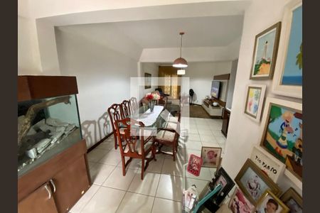Sala de casa à venda com 3 quartos, 280m² em Jacarepaguá, Rio de Janeiro
