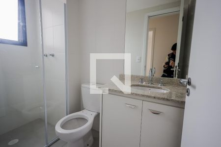 Banheiro Social de apartamento para alugar com 2 quartos, 64m² em Parque das Nações, Santo André