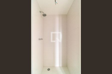 Banheiro de kitnet/studio à venda com 1 quarto, 25m² em Perdizes, São Paulo