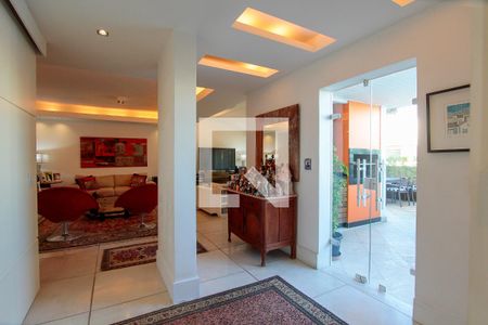 Entrada de apartamento à venda com 3 quartos, 298m² em Barra da Tijuca, Rio de Janeiro