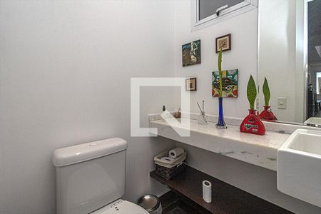 Lavabo de casa à venda com 6 quartos, 210m² em Cambuci, São Paulo