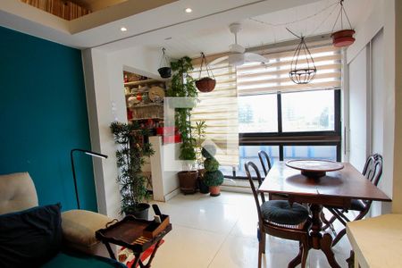 Sala de apartamento à venda com 2 quartos, 75m² em Barra da Tijuca, Rio de Janeiro