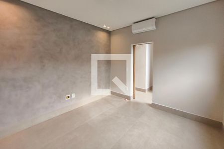 Sala de TV de casa de condomínio à venda com 4 quartos, 313m² em Swiss Park, Campinas