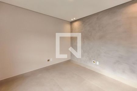 Sala de TV de casa de condomínio à venda com 4 quartos, 313m² em Swiss Park, Campinas