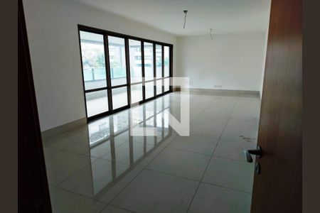 Apartamento à venda com 4 quartos, 180m² em Barro Preto, Belo Horizonte
