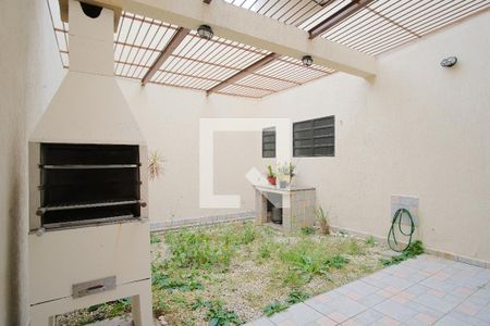 Quintal de casa à venda com 4 quartos, 300m² em Penha de França, São Paulo