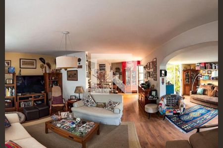 Casa à venda com 3 quartos, 177m² em Santo Amaro, São Paulo