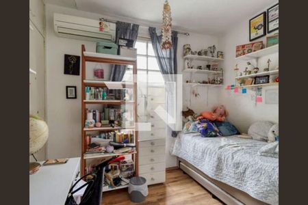 Casa à venda com 3 quartos, 177m² em Santo Amaro, São Paulo