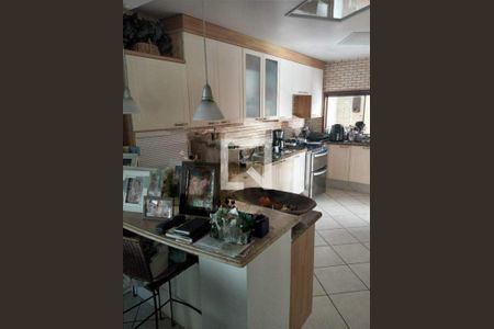 Casa à venda com 4 quartos, 370m² em Barra da Tijuca, Rio de Janeiro