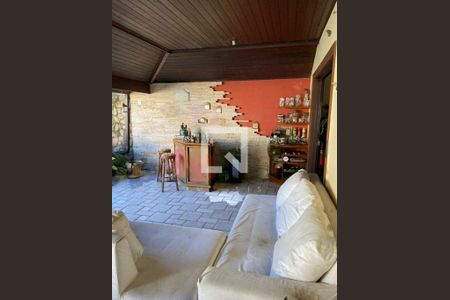 Casa à venda com 4 quartos, 370m² em Barra da Tijuca, Rio de Janeiro