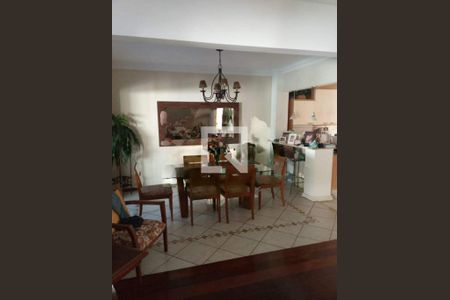 Casa à venda com 4 quartos, 370m² em Barra da Tijuca, Rio de Janeiro