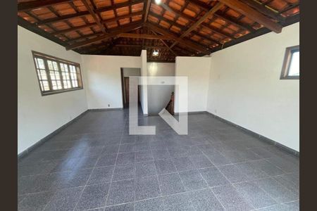 Casa à venda com 5 quartos, 454m² em Barra da Tijuca, Rio de Janeiro