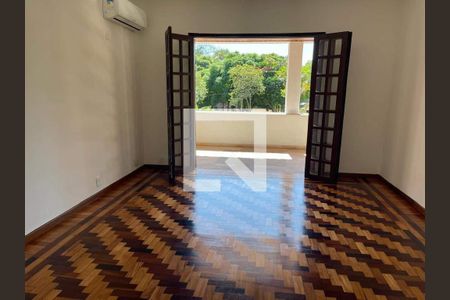 Casa à venda com 5 quartos, 454m² em Barra da Tijuca, Rio de Janeiro