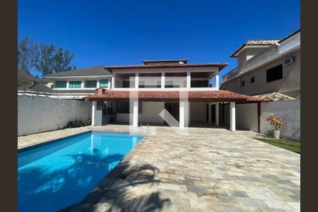Casa à venda com 5 quartos, 454m² em Barra da Tijuca, Rio de Janeiro