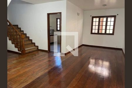 Casa à venda com 5 quartos, 454m² em Barra da Tijuca, Rio de Janeiro