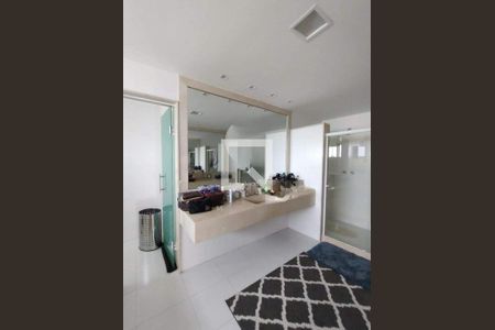 Casa à venda com 5 quartos, 675m² em Barra da Tijuca, Rio de Janeiro