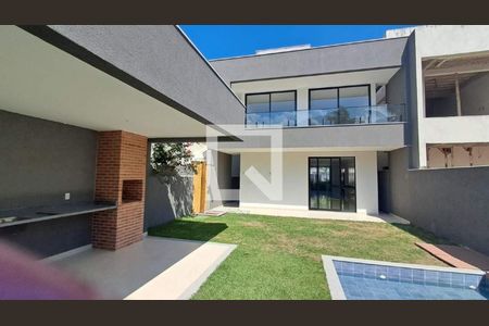 Casa à venda com 4 quartos, 350m² em Barra da Tijuca, Rio de Janeiro