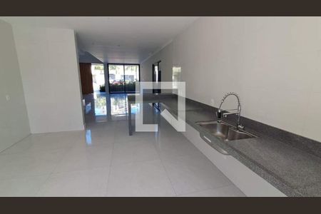Casa à venda com 4 quartos, 350m² em Barra da Tijuca, Rio de Janeiro